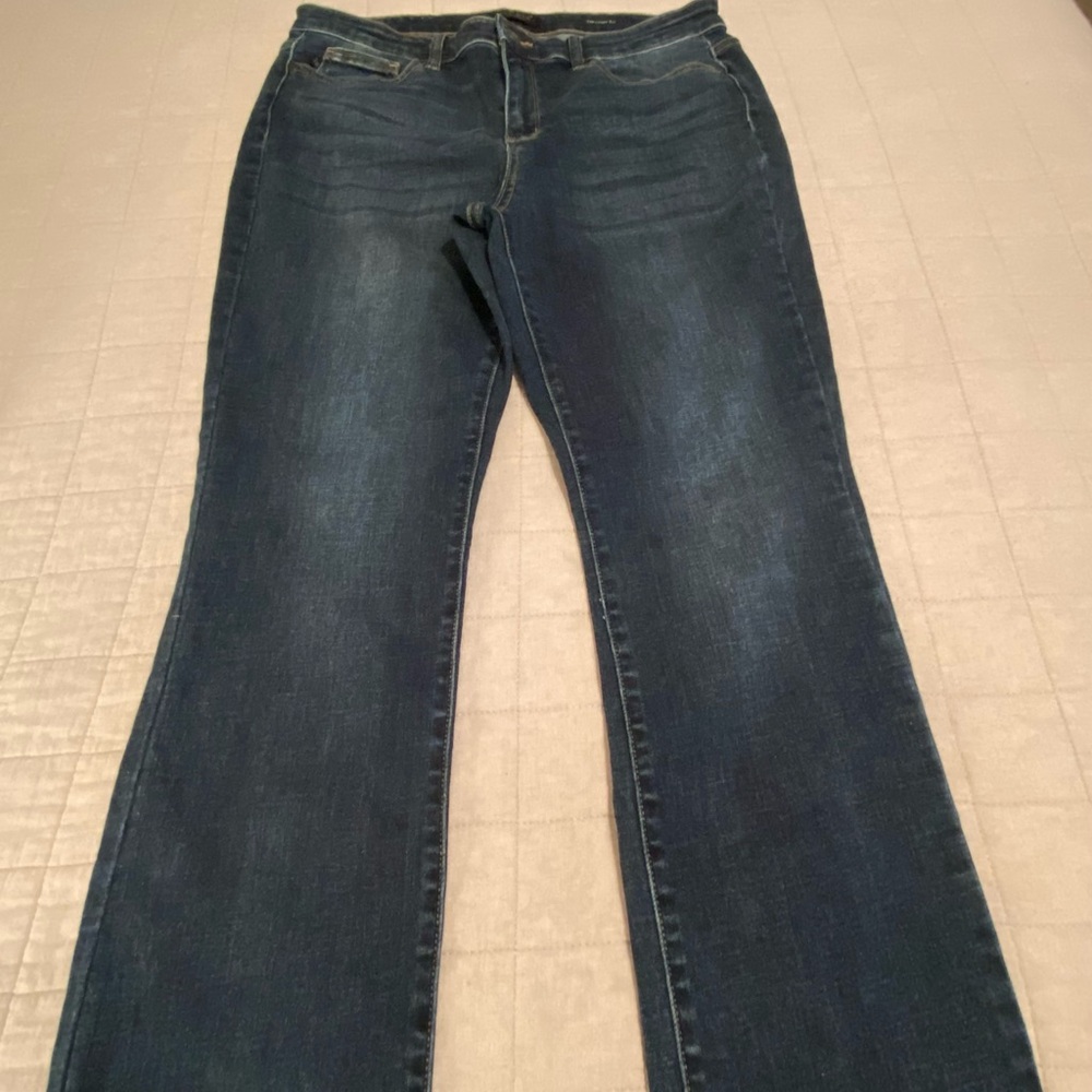Judy Blue Women’s jeans. Size 15/32. Brand new, never worn.